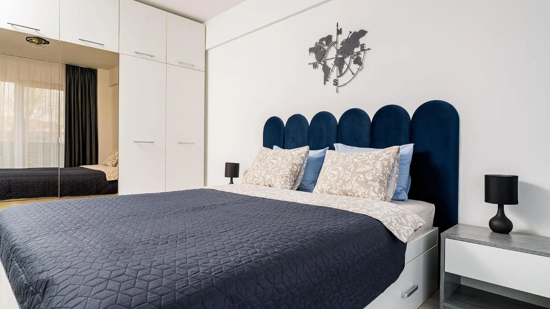 High-End Apartment - Swimming Center, Airport & Therme Spa Otopeni